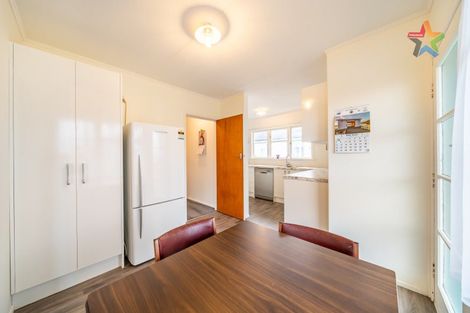 Photo of property in 43 Russell Road, Wainuiomata, Lower Hutt, 5014