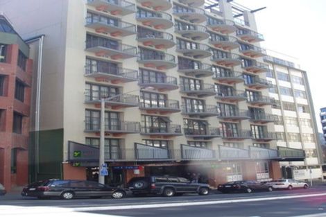 Photo of property in Atrium Towers, 8b/154 The Terrace, Wellington Central, Wellington, 6011