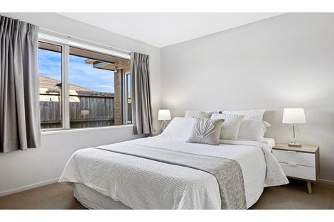 Photo of property in 10 Oakdene Place, Halswell, Christchurch, 8025