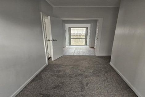 Photo of property in 4 Plunket Avenue, Papatoetoe, Auckland, 2104