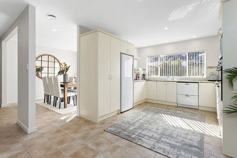 Photo of property in 20 Advance Way, Albany, Auckland, 0632