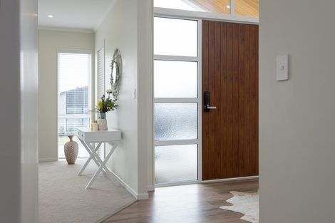 Photo of property in 3 Dida Park Drive, Kumeu, 0810