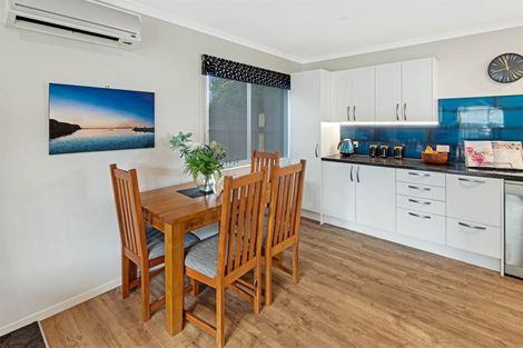 Photo of property in 3 Mayaro Crescent, Grenada Village, Wellington, 6037