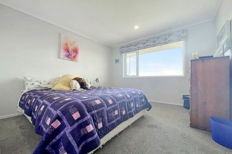 Photo of property in 1 Admiralty Street, Crofton Downs, Wellington, 6035