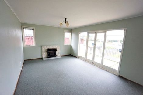 Photo of property in 30 Lincoln Road, Henderson, Auckland, 0610