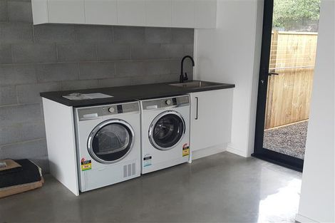 Photo of property in 26 List Street, Welbourn, New Plymouth, 4310