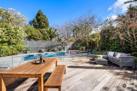 Photo of property in 2a Bloomfield Terrace, Hutt Central, Lower Hutt, 5010