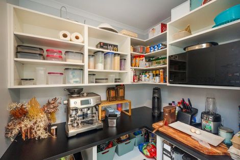 Photo of property in 78 Tamatarau Road, Tokomaru, Palmerston North, 4474