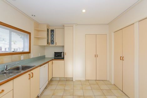 Photo of property in 184 Fitzherbert Avenue, West End, Palmerston North, 4410