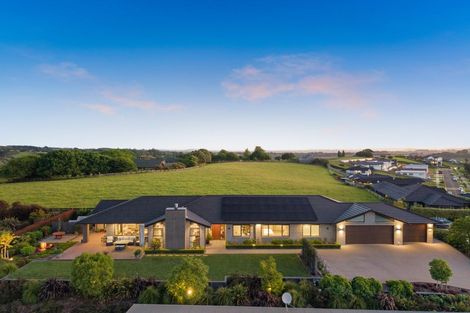 Photo of property in 50 William Andrew Road, Pukekohe, 2120