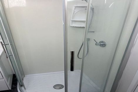 Photo of property in 3a Oakleigh Street, Maungaraki, Lower Hutt, 5010