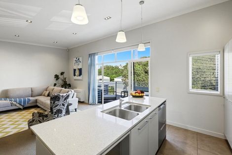 Photo of property in 12 Parkside Drive, Orewa, 0931