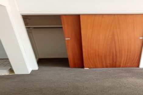 Photo of property in 1/21 Mcbreen Avenue, Northcote, Auckland, 0627