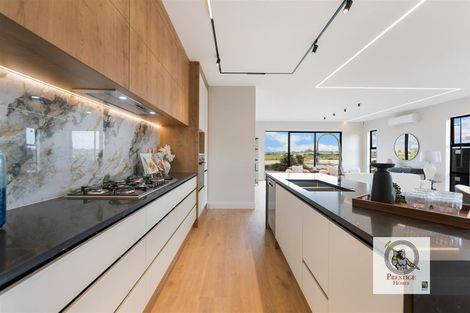 Photo of property in 26 Evergreen Parade, Rosehill, Papakura, 2113