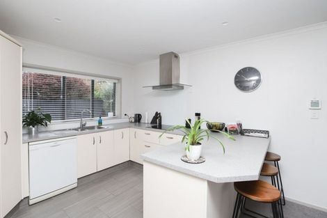 Photo of property in 28 Admiral Crescent, Flagstaff, Hamilton, 3210