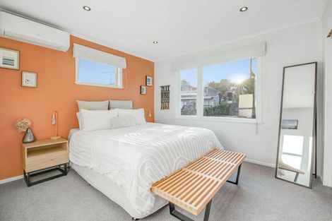 Photo of property in 1/29 Bruce Road, Glenfield, Auckland, 0629