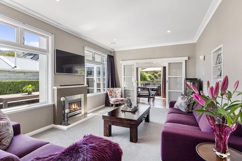 Photo of property in 23 Lucknow Terrace, Khandallah, Wellington, 6035