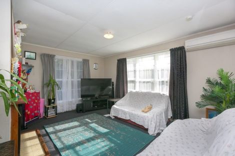 Photo of property in 90 Huatoki Street, Vogeltown, New Plymouth, 4310