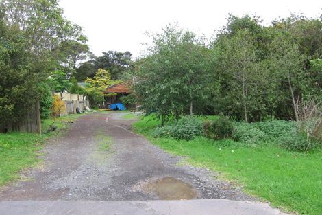 Photo of property in 12 Traffic Road, Greenhithe, Auckland, 0632
