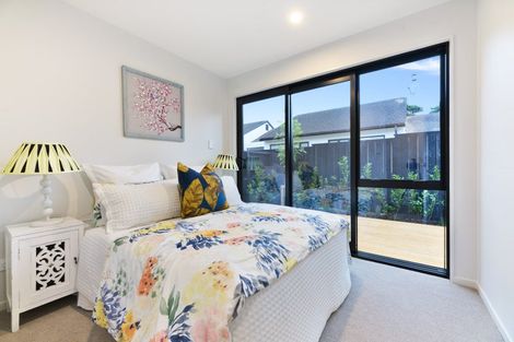 Photo of property in 18c Stratford Avenue, Milford, Auckland, 0620