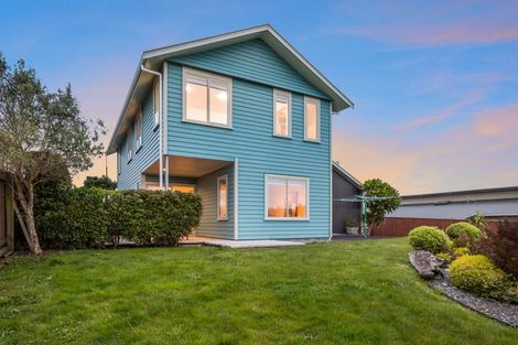 Photo of property in 129 Te Puia Drive, Aotea, Porirua, 5024