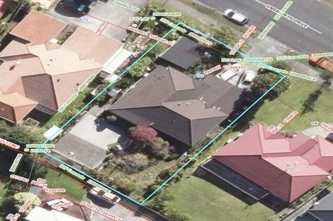 Photo of property in 70 Unsworth Drive, Unsworth Heights, Auckland, 0632