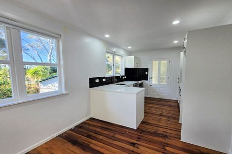 Photo of property in 74 Willerton Avenue, New Lynn, Auckland, 0600