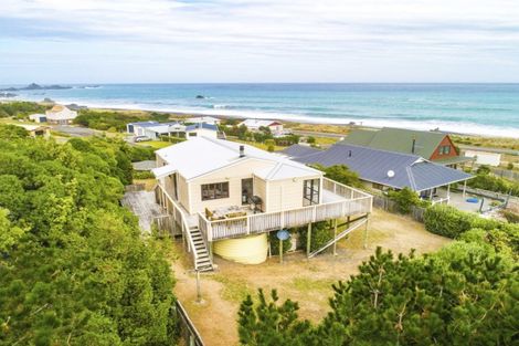 Photo of property in 3129 Mangatoetoe Grove, Cape Palliser, Pirinoa, 5772