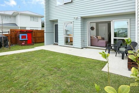 Photo of property in 27 Apple Orchard Way, Sunnyvale, Auckland, 0612