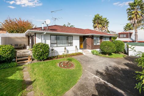 Photo of property in 3/42 Abercrombie Street, Howick, Auckland, 2014