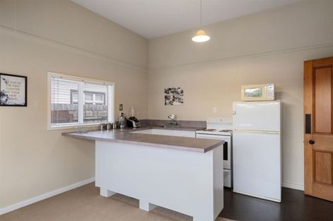 Photo of property in 17 Strickland Street, Sydenham, Christchurch, 8023