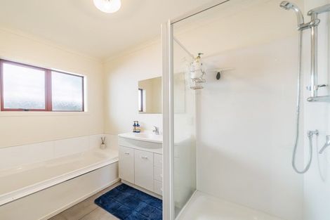 Photo of property in 1010a Fergusson Drive, Clouston Park, Upper Hutt, 5018