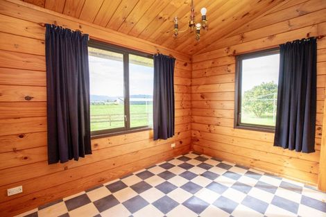 Photo of property in 272 Wharepoa Road, Netherton, 3671