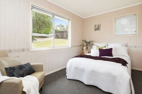 Photo of property in 3 Addis Place, Shelly Park, Auckland, 2014