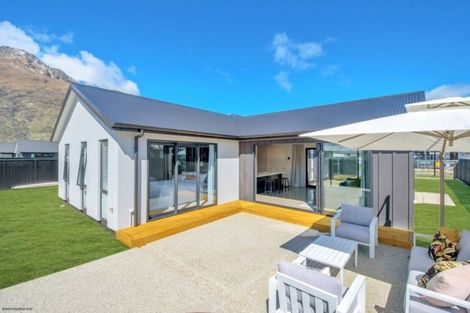Photo of property in 6 Cumberland Road, Lower Shotover, Queenstown, 9304