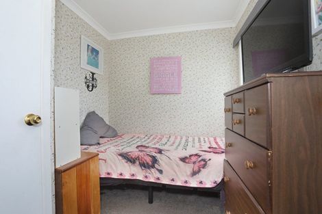 Photo of property in 26 Kuku Street, Tangimoana, 4822