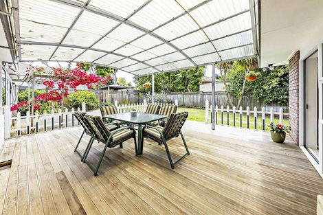 Photo of property in 147 Millhouse Drive, Golflands, Auckland, 2013