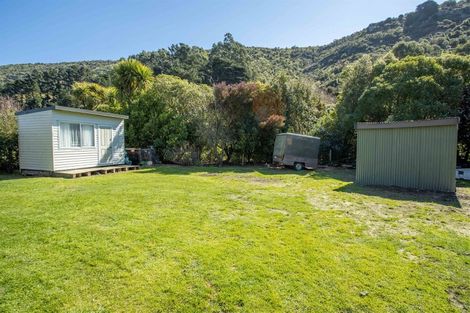 Photo of property in 583 Little Akaloa Road, Little Akaloa, Akaroa, 7583