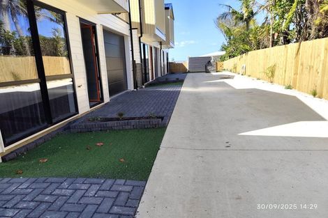 Photo of property in 4 Chatsworth Crescent, Pakuranga Heights, Auckland, 2010