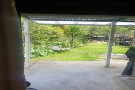 Photo of property in 15 Barker Rise, Northcross, Auckland, 0632