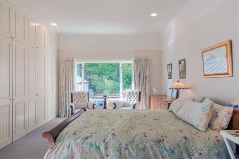 Photo of property in 85 Dyers Pass Road, Cashmere, Christchurch, 8022