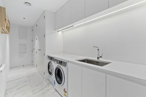 Photo of property in 12 Bay Rise, Wanaka, 9305