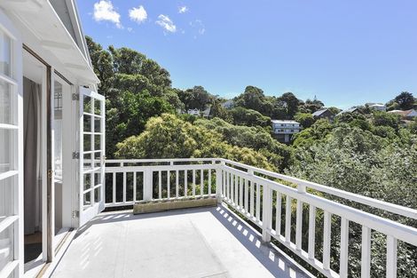 Photo of property in 39 Raroa Road, Kelburn, Wellington, 6012
