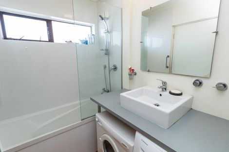 Photo of property in 12a/4 Claremont Grove, Mount Victoria, Wellington, 6011