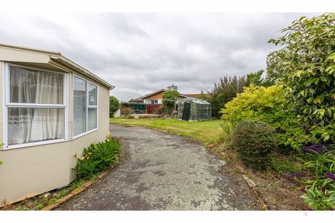 Photo of property in 9 Oxford Street, Waimate, 7924
