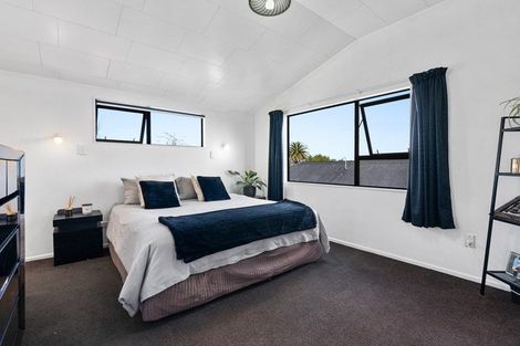 Photo of property in 10 Dillon Drive, Bell Block, New Plymouth, 4312