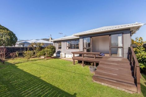 Photo of property in 11 Iles Road, Lynmore, Rotorua, 3010