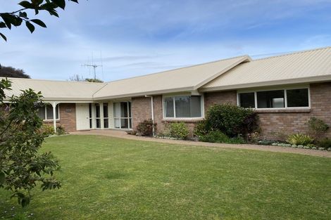 Photo of property in 14 Cashmere Place, Flagstaff, Hamilton, 3210