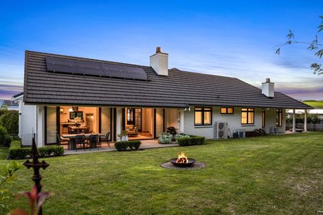 Photo of property in 40 Awanui Crescent, Matakana, Warkworth, 0985