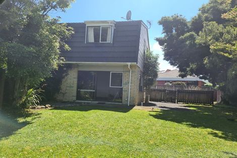 Photo of property in 1/2 Ararino Street, Trentham, Upper Hutt, 5018